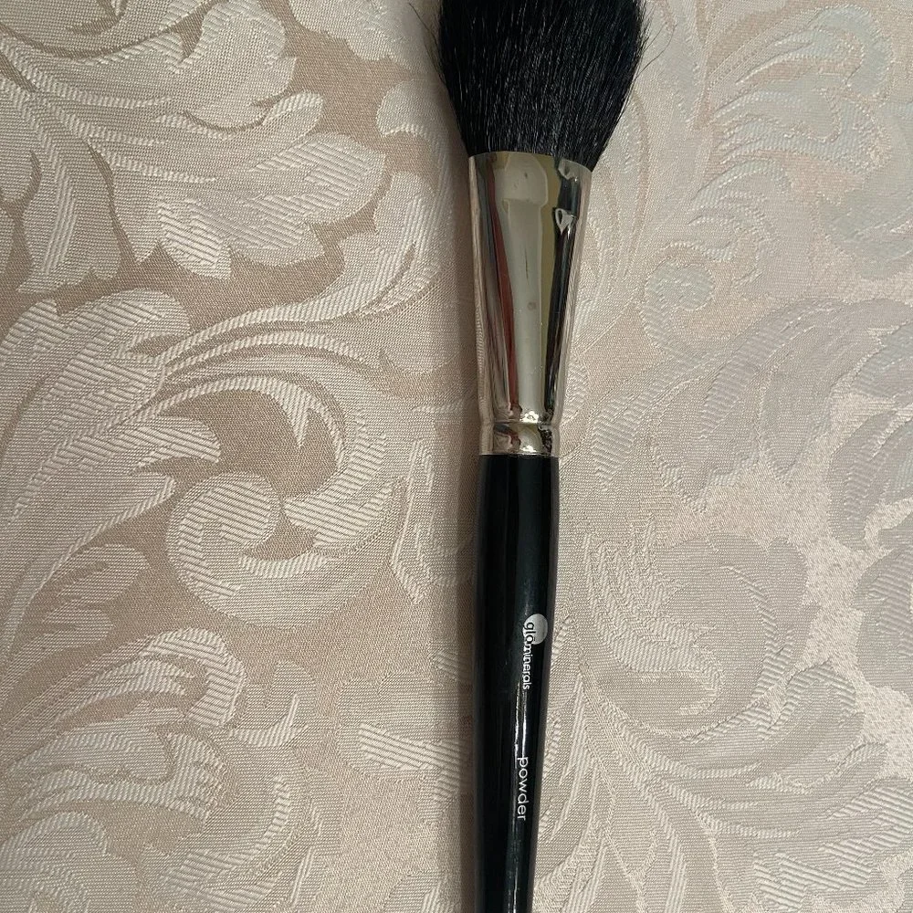 Glominerals Powder Brush - New; never used